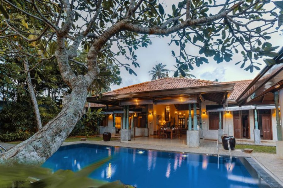 6 Bedroom Villa in Bentota – 15176