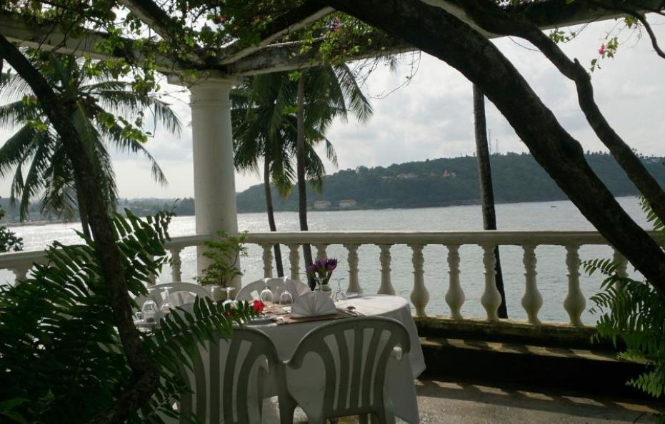 Ocean Hill Hotel in Galle