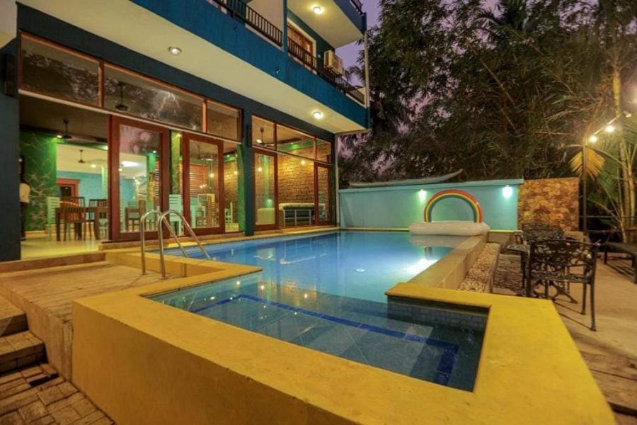 Seaside Retreat: 12-Bedroom Luxury Hotel Negombo