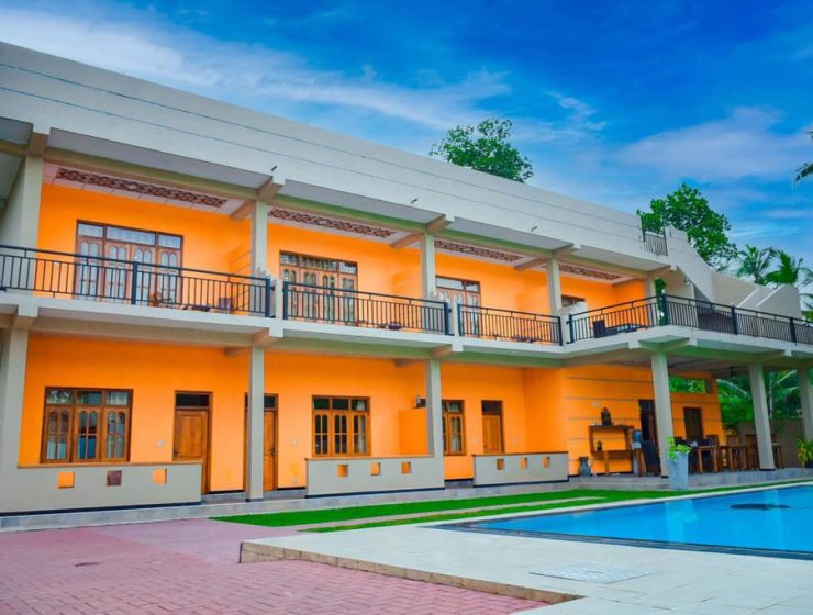6 Bedroom Villa in Negombo – 15293