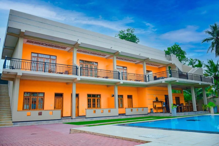 6 Bedroom Villa in Negombo – 15293