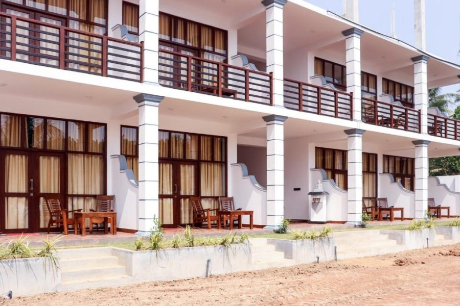 8 Rooms Villa in Mirissa