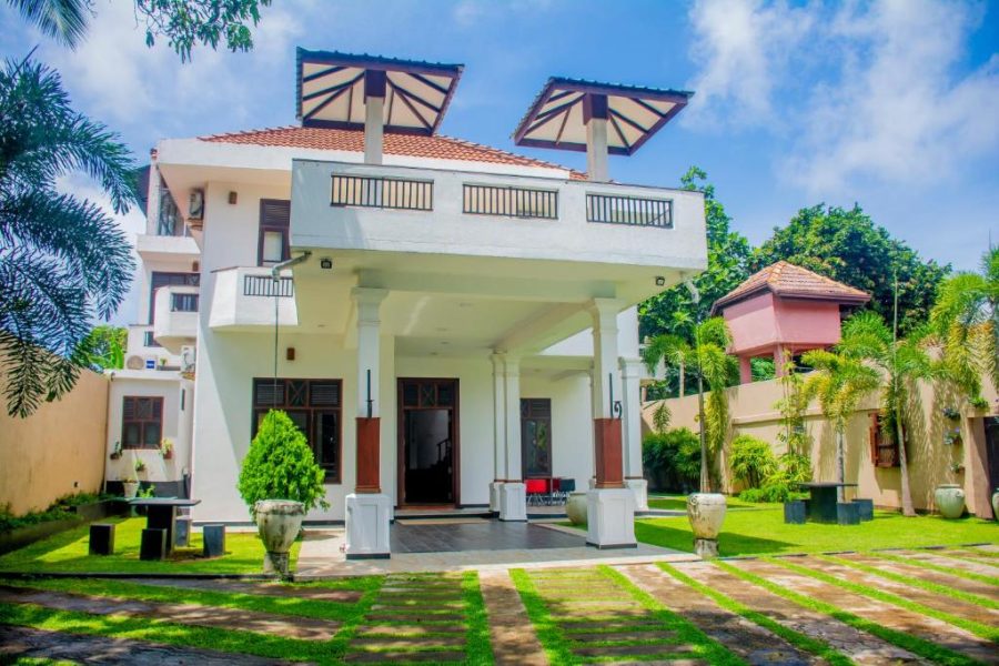 9 Bedroom Villa in Negombo – 21623