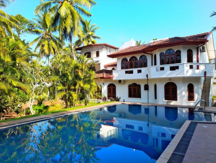 6 Bedroom Villa in Beruwala – 21510