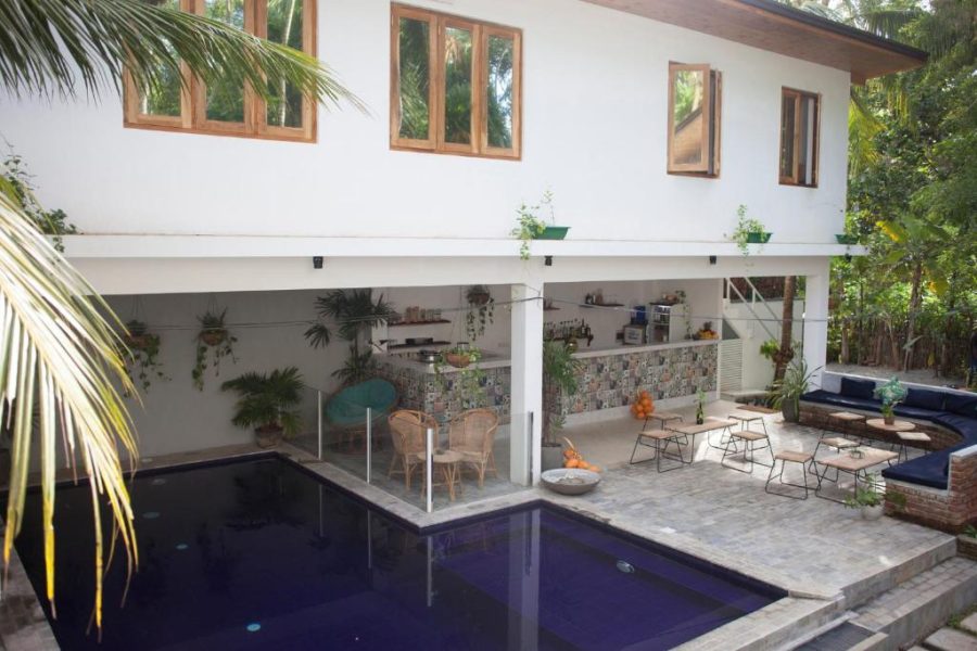 6 Bedroom Villa in Hiriketiya – 16728