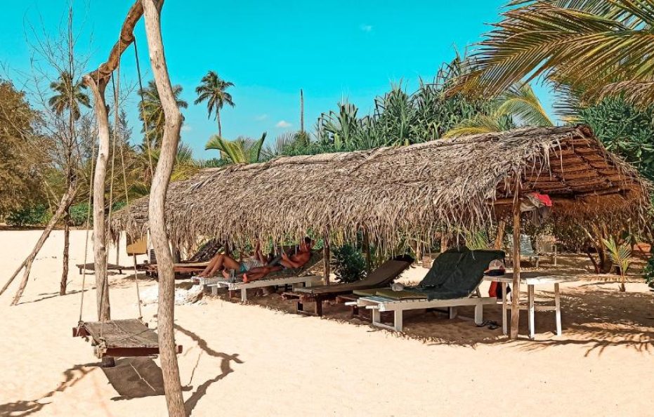 Lagoon Paradise Beach Resort Tangalle