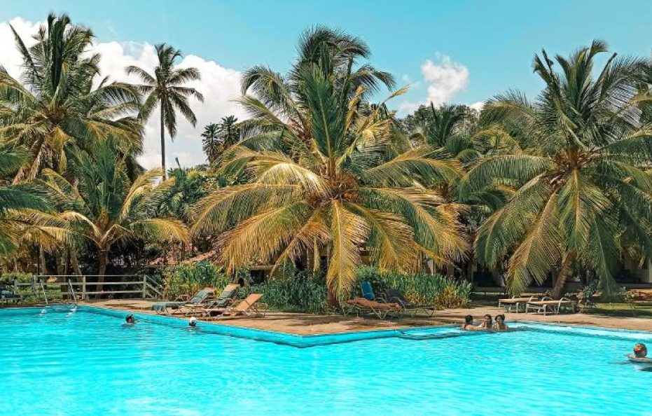 Lagoon Paradise Beach Resort Tangalle