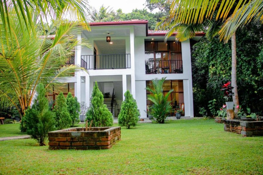 Fascinating Suburban Villa in Habarana