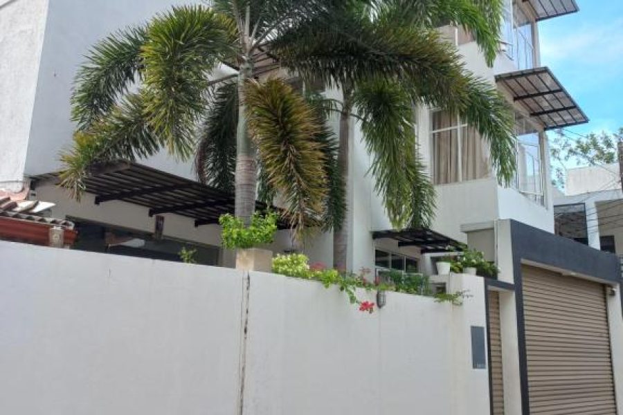 5 Bedroom Villa in Negombo – 25269
