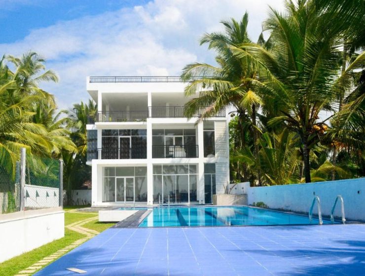 8 Bedroom Villa in Hikkaduwa – 22458