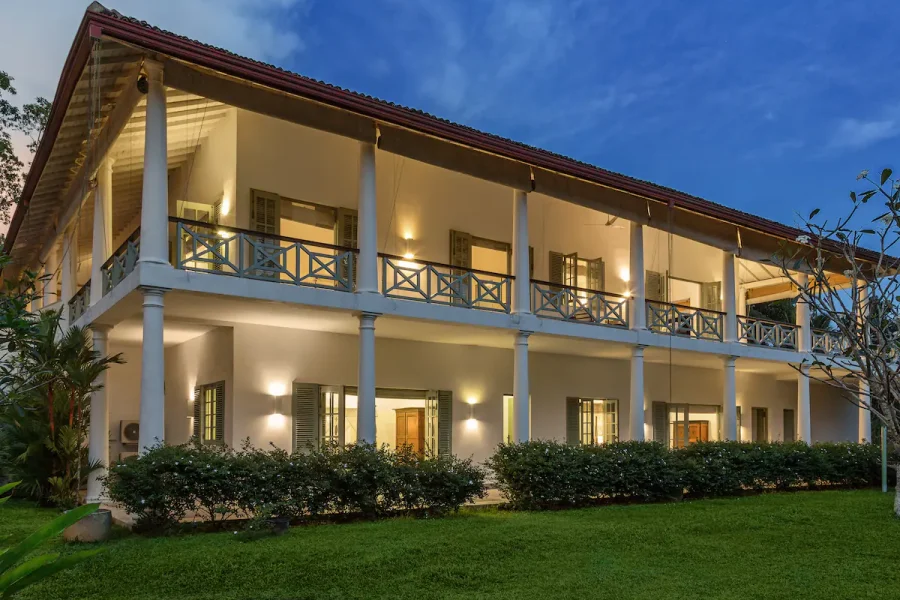 6 Bedroom Villa in Habaraduwa – 19920