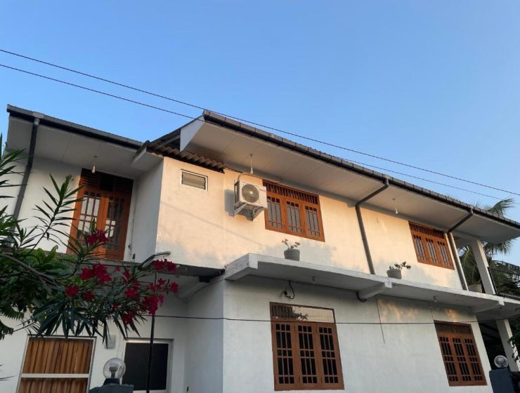 8 Bedroom Villa in Hiriketiya – 26084