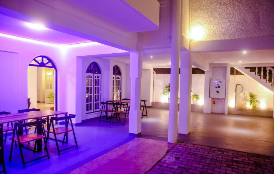 11 Bed Rooms Hotel Mirissa