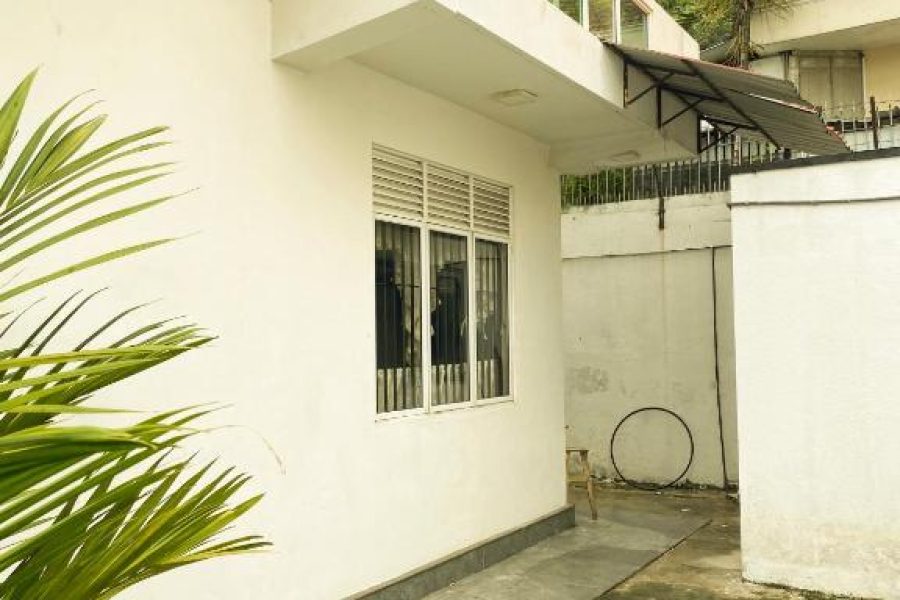 3 Bedroom villa, Shri jayawardhanpura Kotte