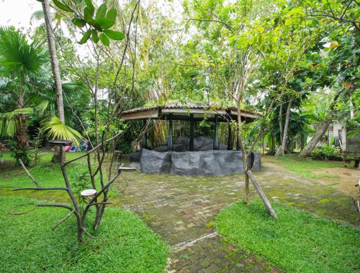 8 Bedroom Villa in Bentota – 30563