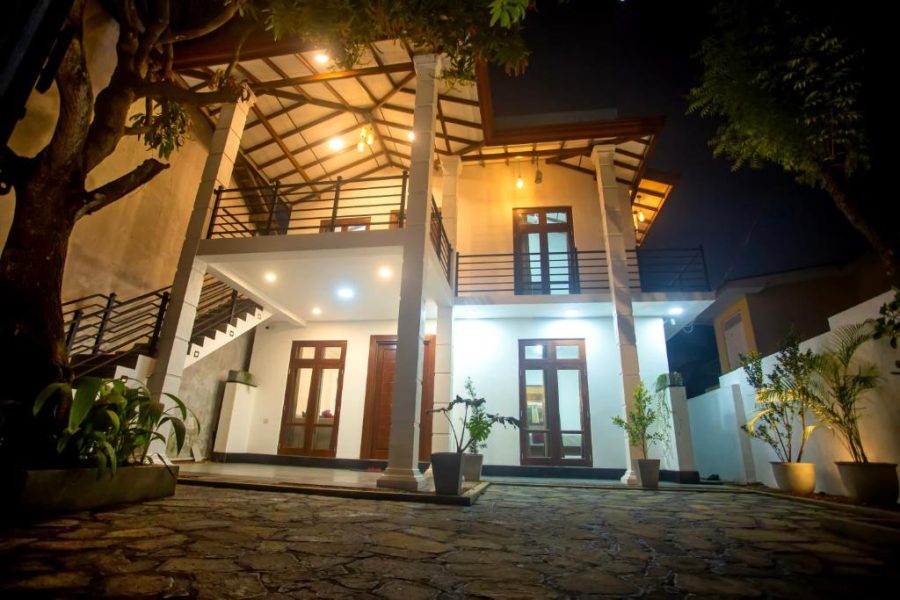 6 Bedroom Villa in Galle – 31051
