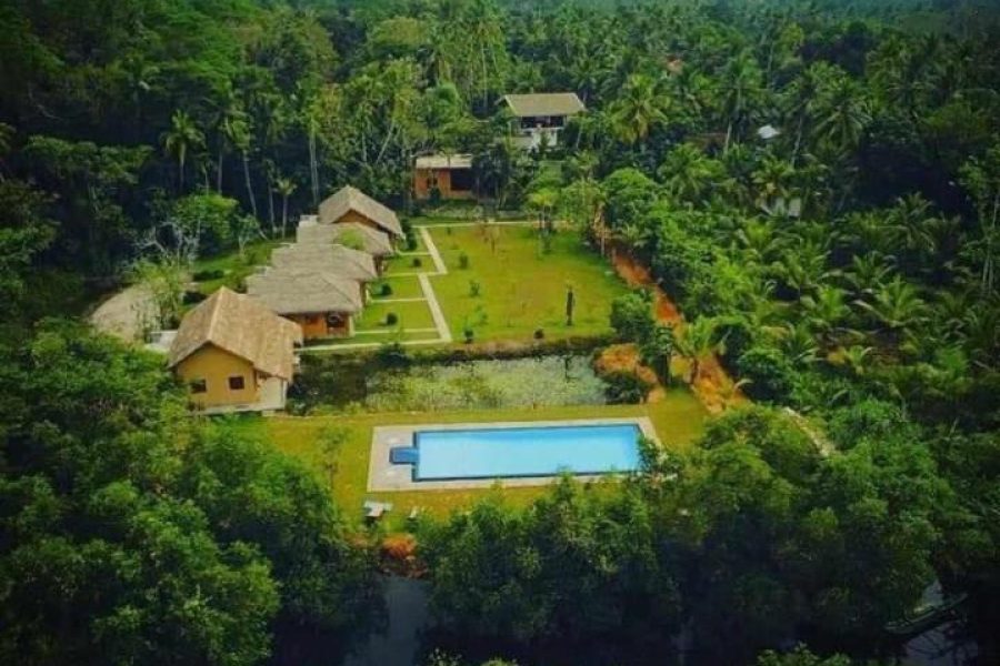 7 Bedroom Villa in Bentota – 32655