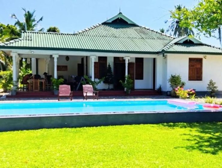 4 Bedroom Villa in Hikkaduwa – 35892