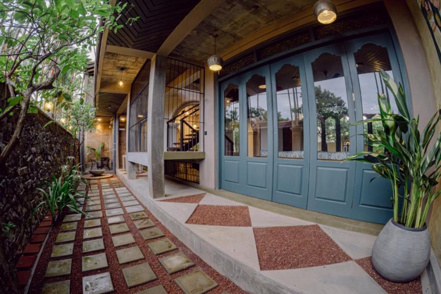 6 Bedroom Villa in Negombo – 35004
