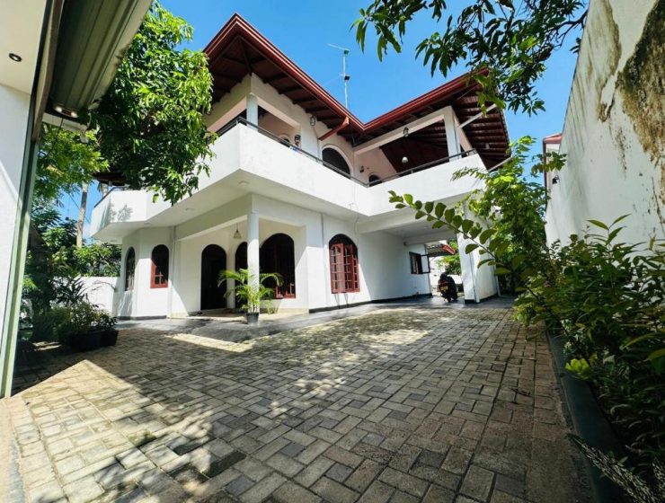 5 Bedroom Villa in Beruwala – 35044