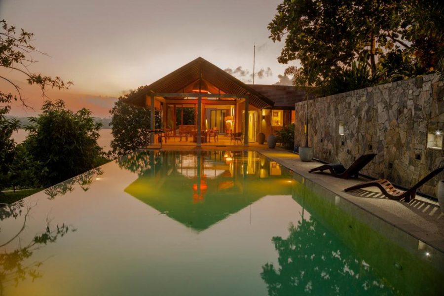 4 Bedroom  Lakefront villa in Koggala