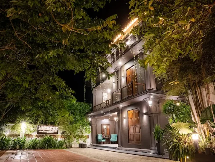 8 Bedroom Villa in Galle – 40004
